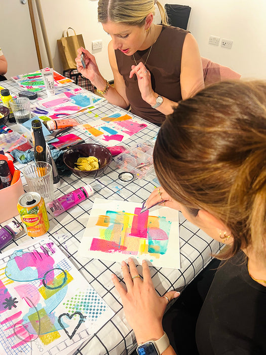 THE HAPPY DOODLES CREATIVE SOCIAL CLUB  - In Bristol with Kate Elkington