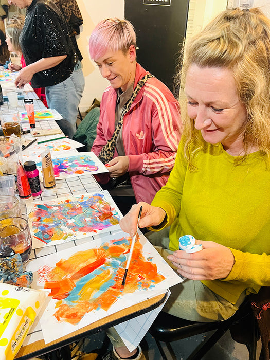 HAPPY DOODLES 'CREATIVE SOCIAL CLUB'  - In Bristol with Kate Elkington